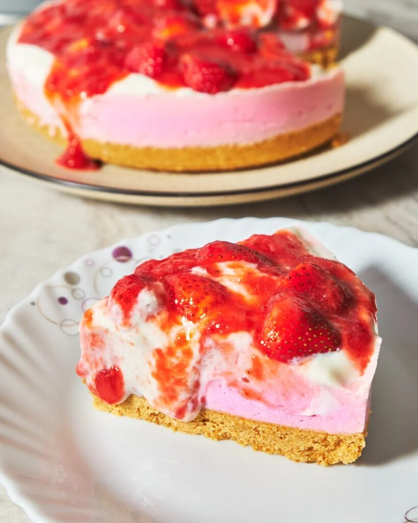 No-Bake Strawberry Cheesecake